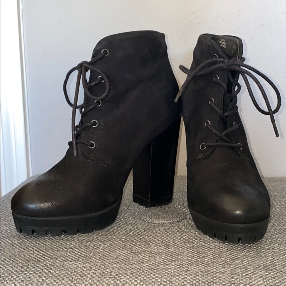 Steve Madden booties